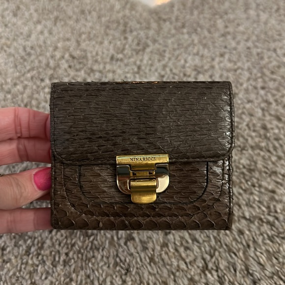 Nina Ricci Vintage 80’s 90’s Taupe/Brown Snake Leather Small Wallet - Picture 1 of 15